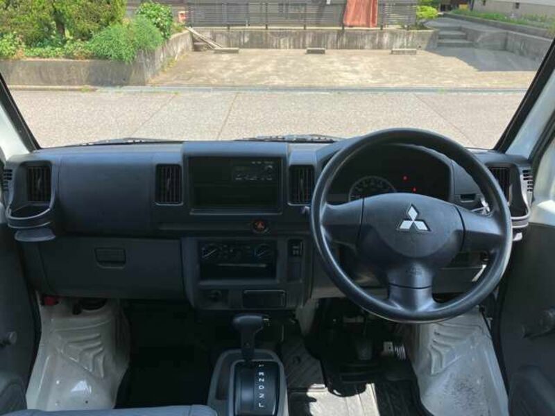 MINICAB VAN