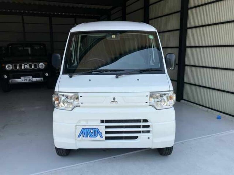 MINICAB VAN