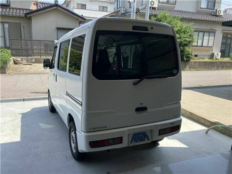 MINICAB VAN