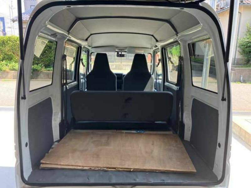 MINICAB VAN