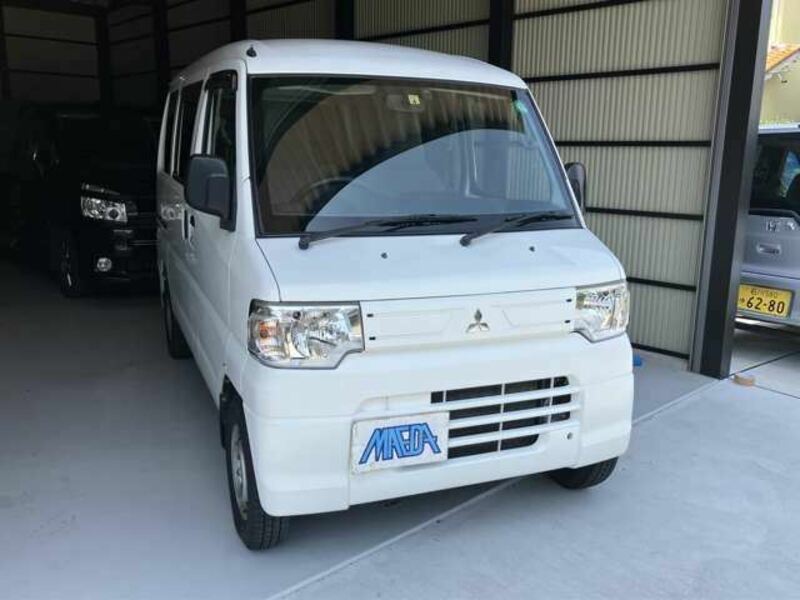 MINICAB VAN