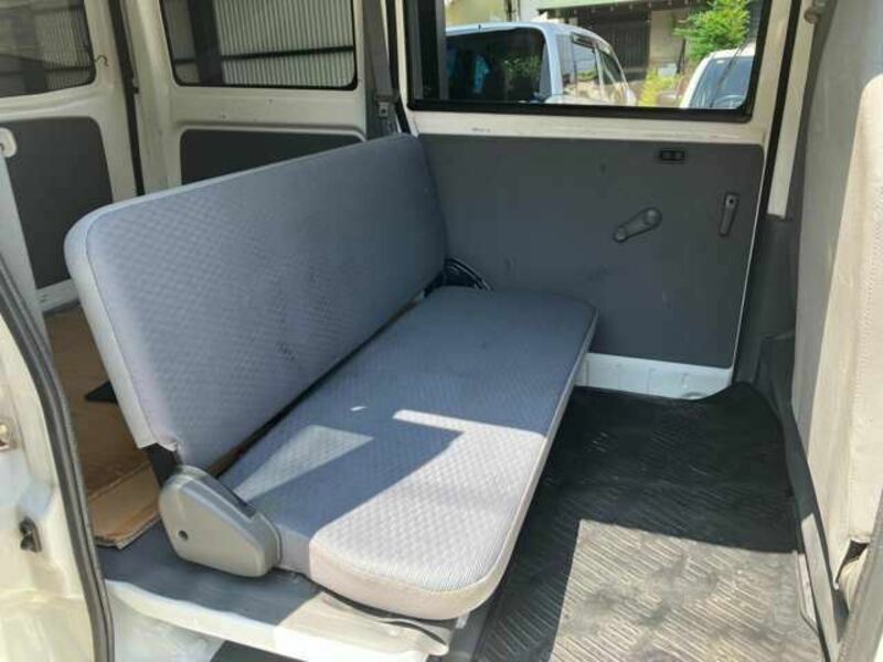 MINICAB VAN