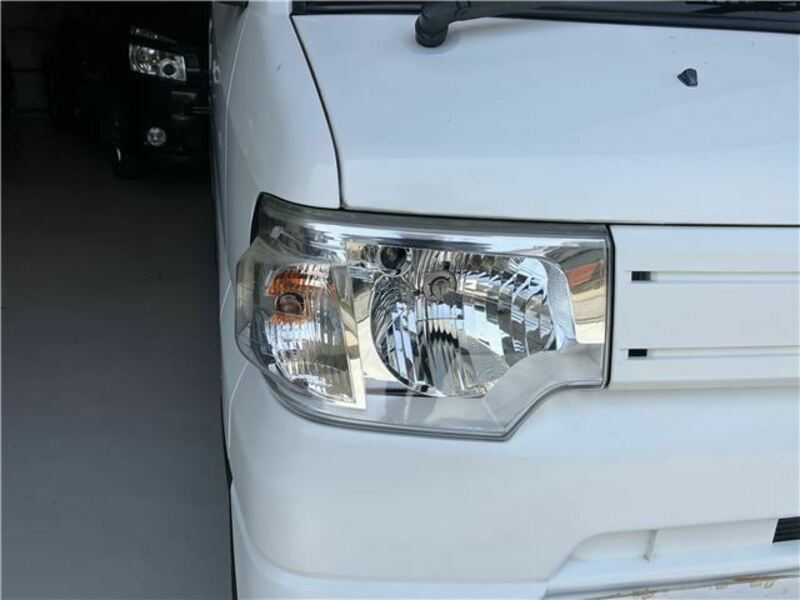 MINICAB VAN