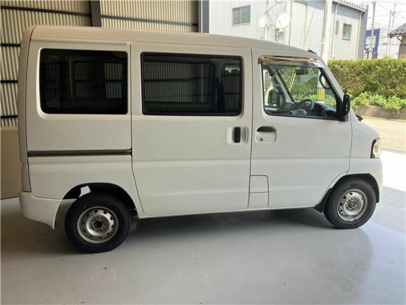 MINICAB VAN