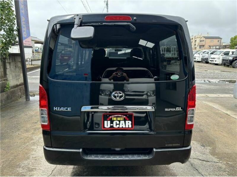 HIACE VAN