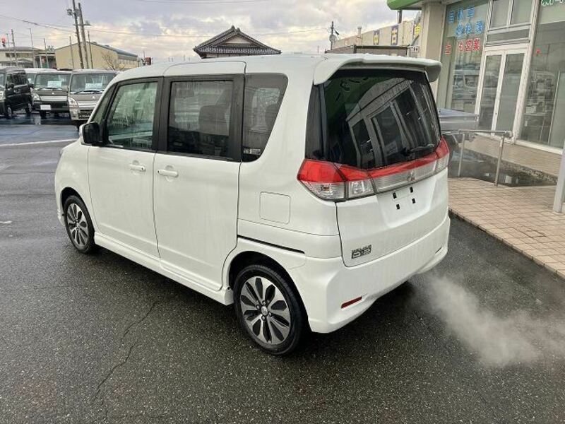DELICA D2