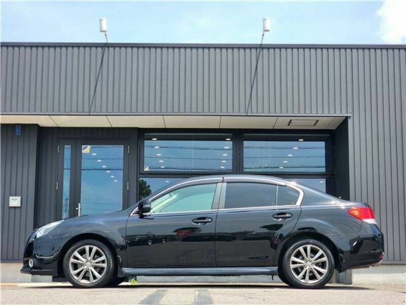 LEGACY B4