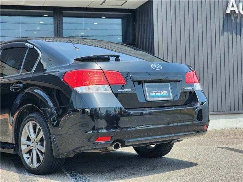 LEGACY B4