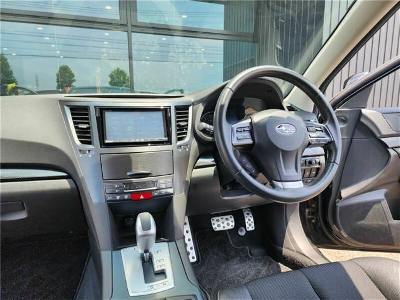 LEGACY B4