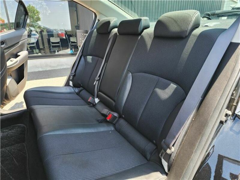 LEGACY B4