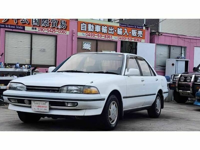 TOYOTA CARINA