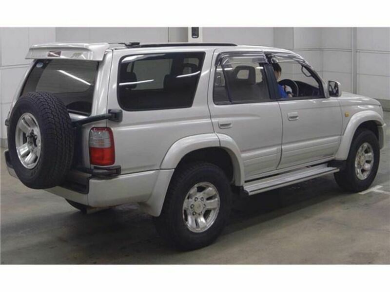 HILUX SURF