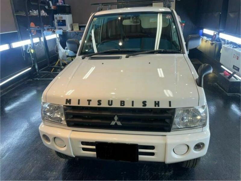 MITSUBISHI PAJERO MINI