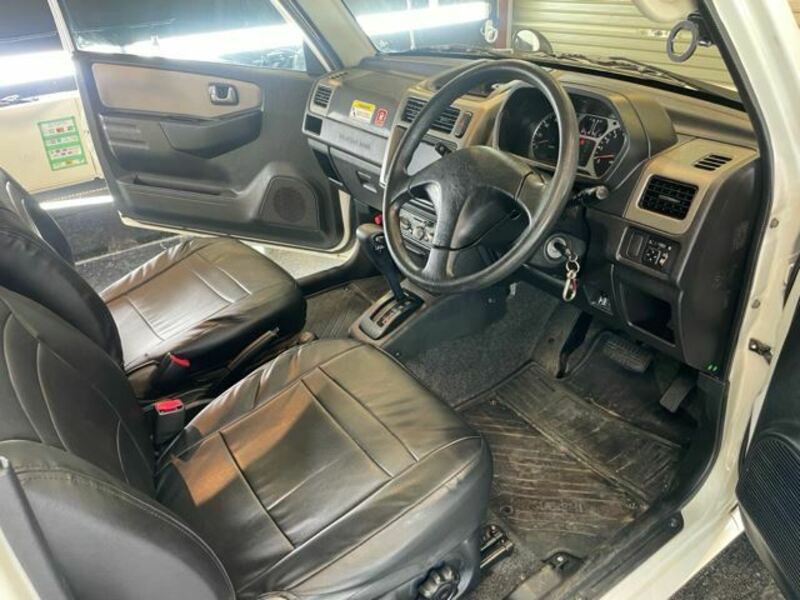 PAJERO MINI