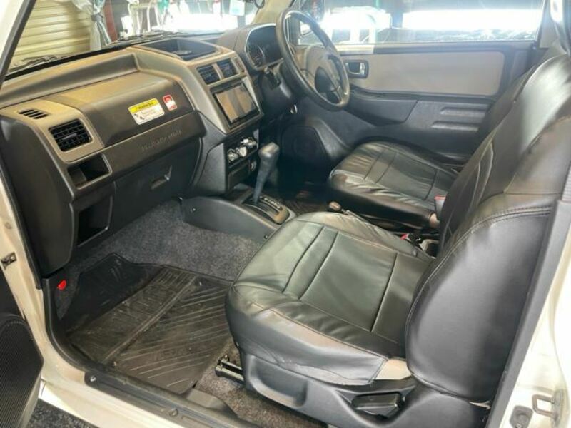 PAJERO MINI