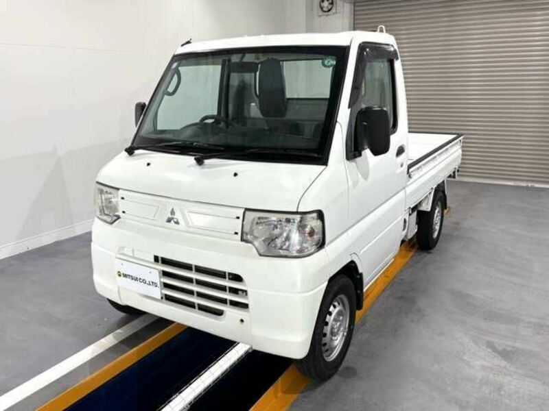 MINICAB TRUCK