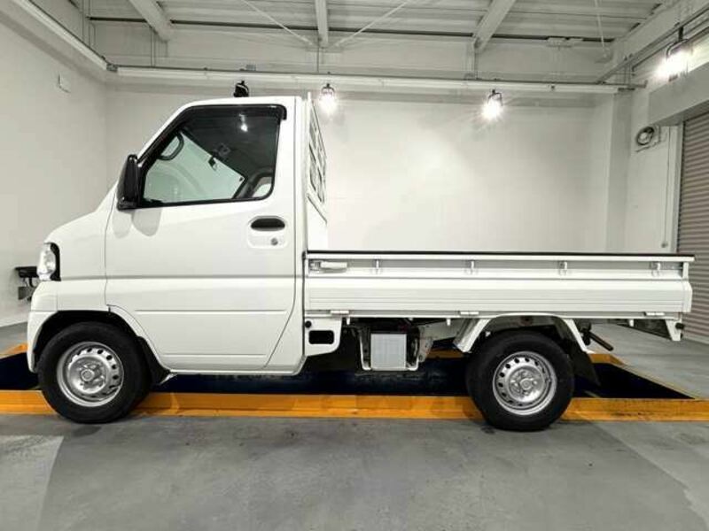 MINICAB TRUCK