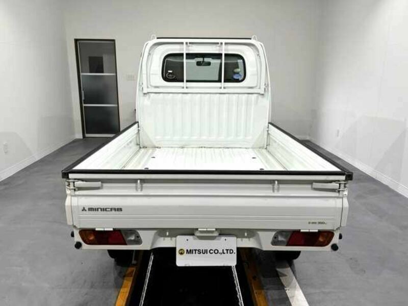 MINICAB TRUCK
