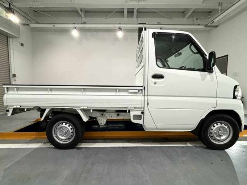 MINICAB TRUCK