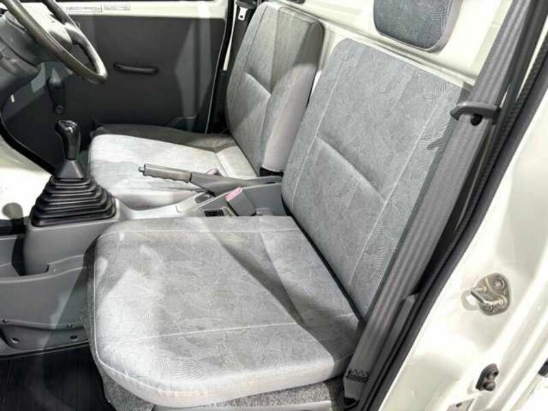 MINICAB TRUCK