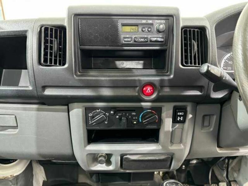 MINICAB TRUCK