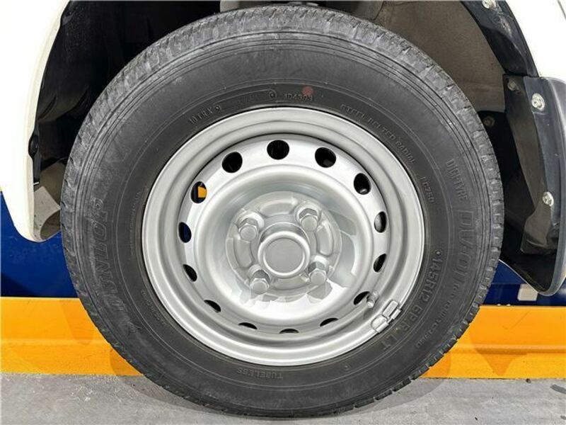 MINICAB TRUCK