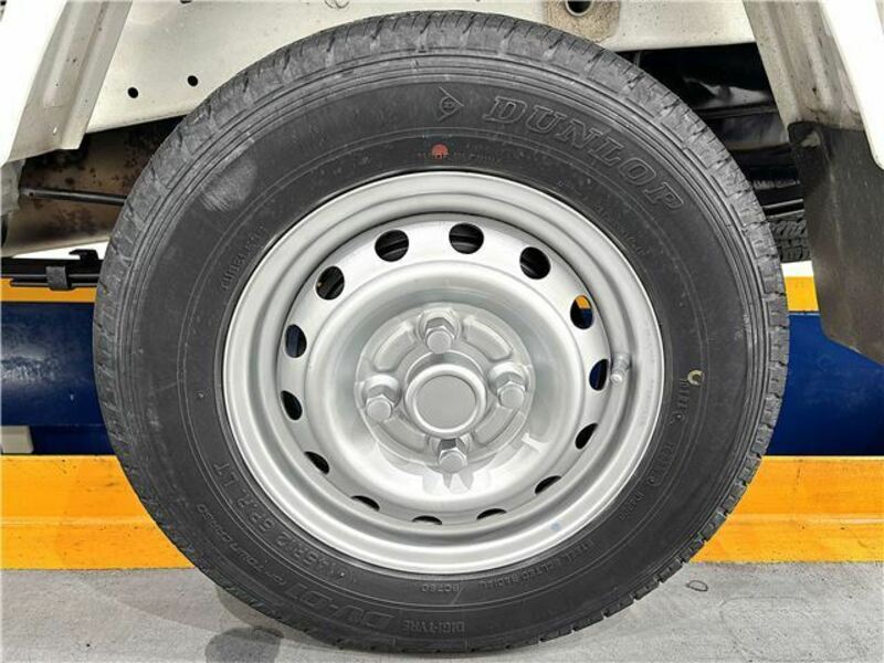 MINICAB TRUCK
