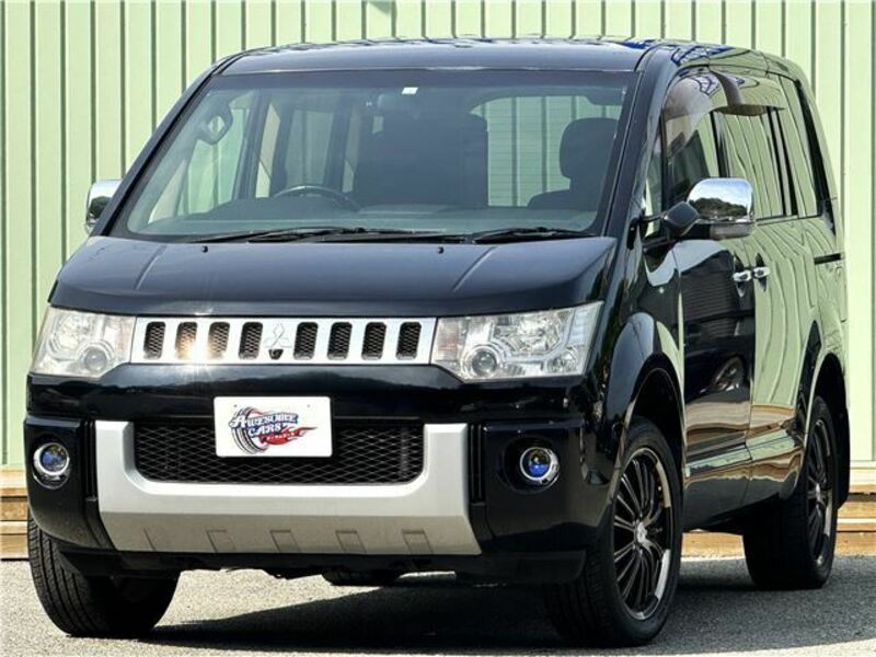 MITSUBISHI DELICA D5