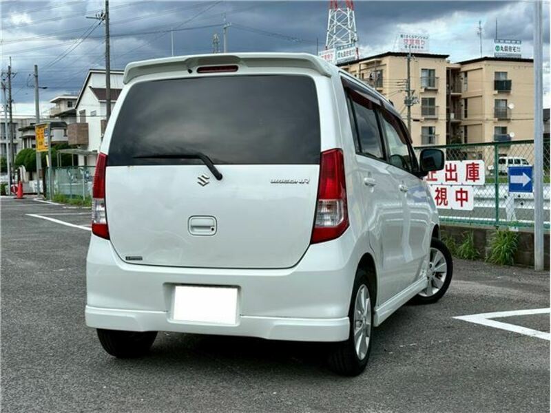 WAGON R