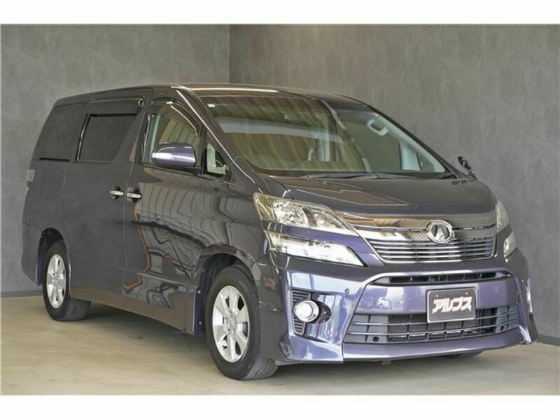 TOYOTA VELLFIRE