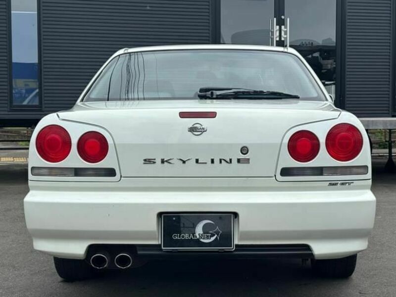 SKYLINE