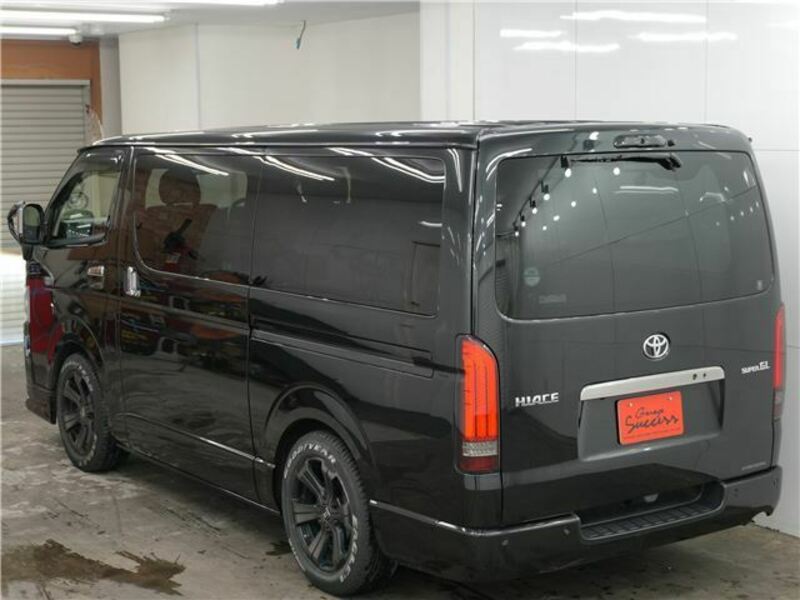 HIACE VAN