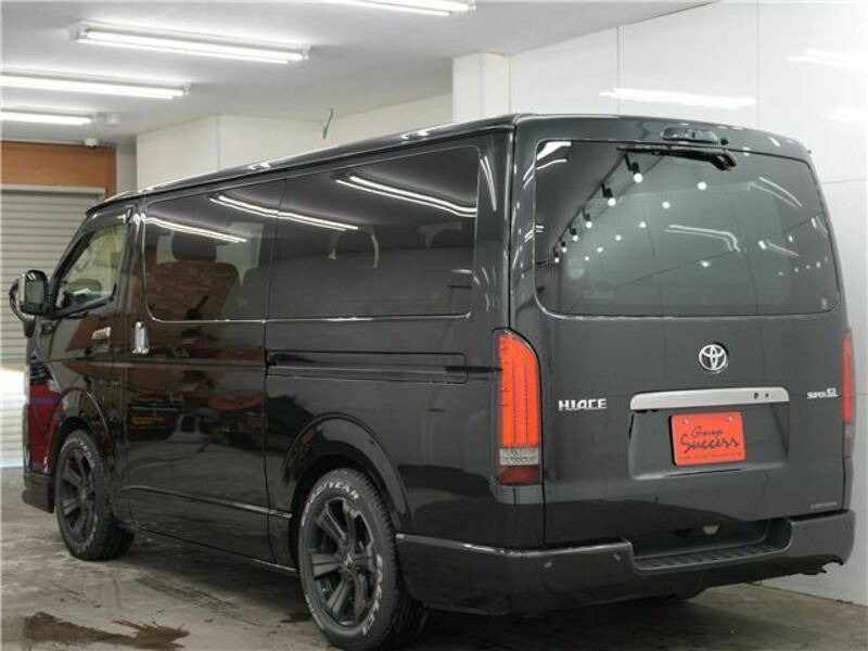HIACE VAN