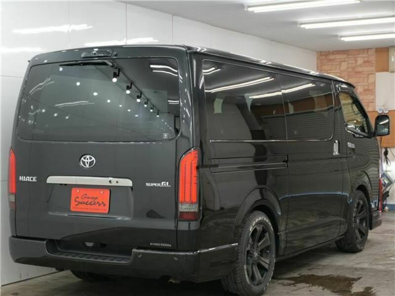 HIACE VAN