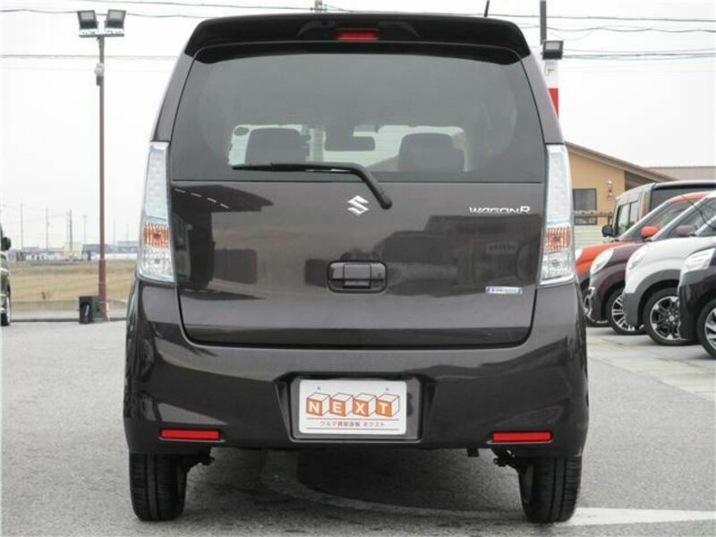 WAGON R