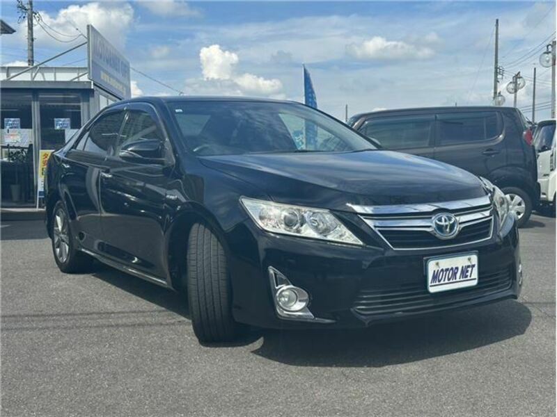 TOYOTA CAMRY