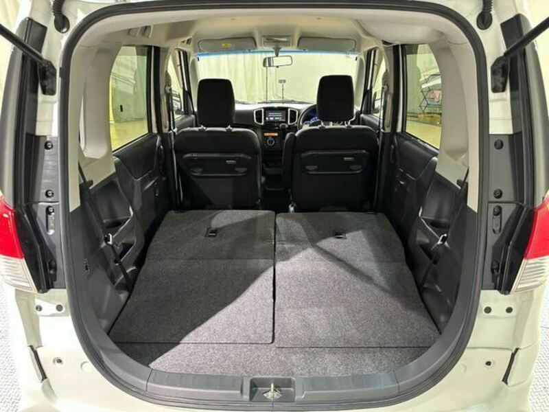 DELICA D2