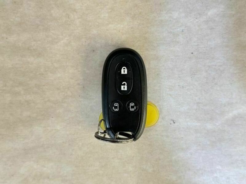 DELICA D2