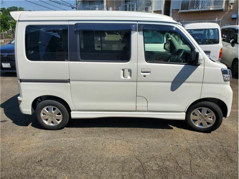 ATRAI WAGON