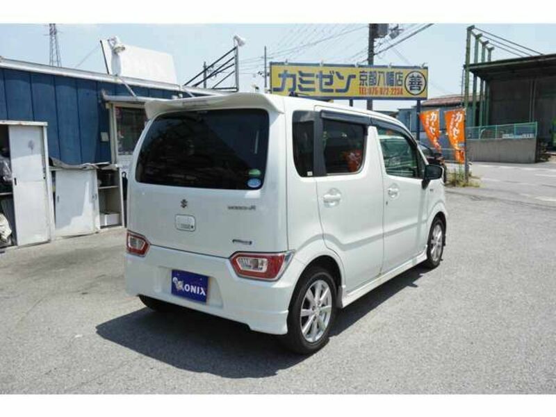 WAGON R