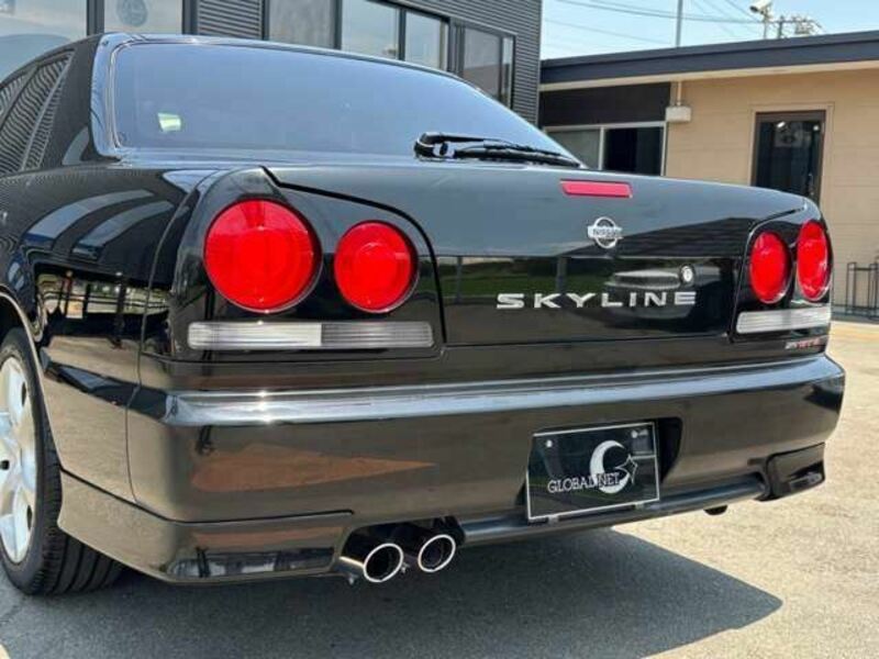 SKYLINE