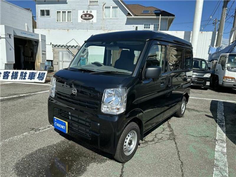 NISSAN CLIPPER VAN