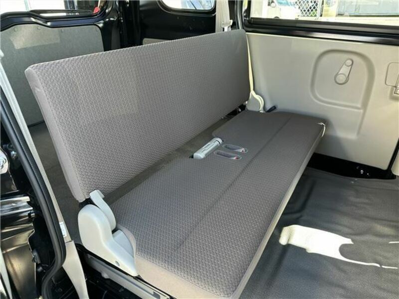 CLIPPER VAN