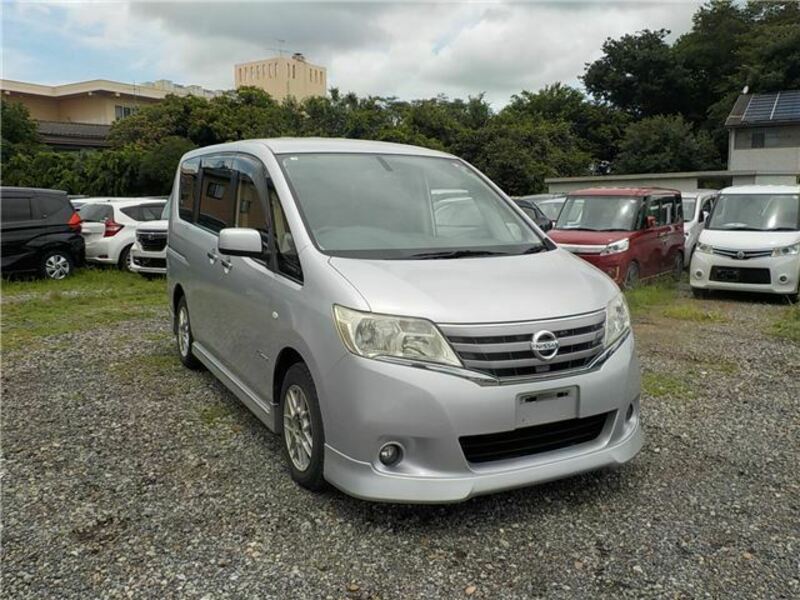 NISSAN SERENA