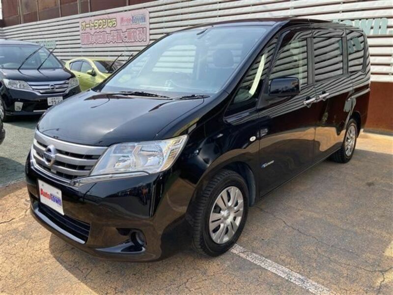 NISSAN SERENA