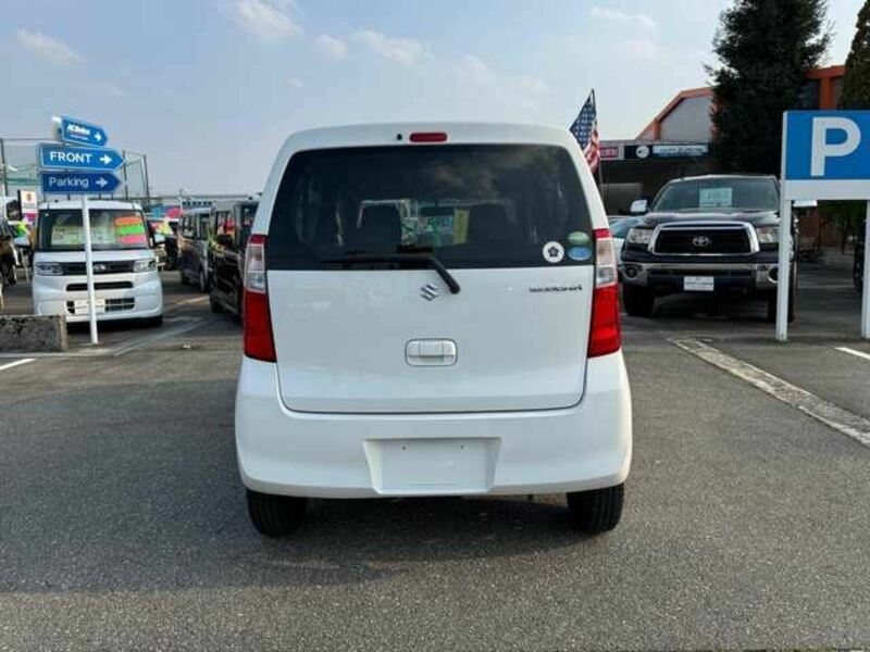 WAGON R