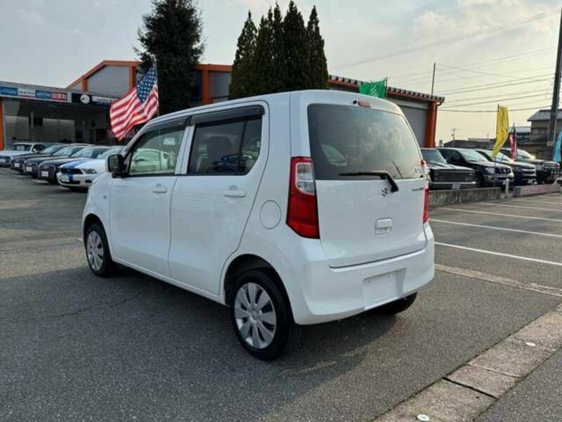 WAGON R