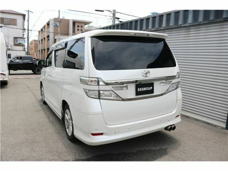 VELLFIRE