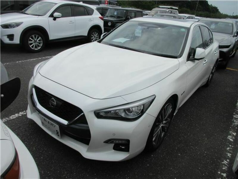 NISSAN SKYLINE