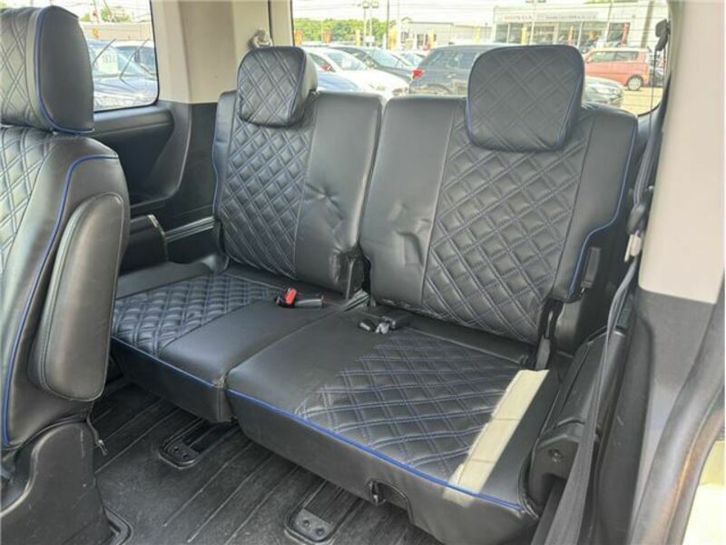 DELICA D5